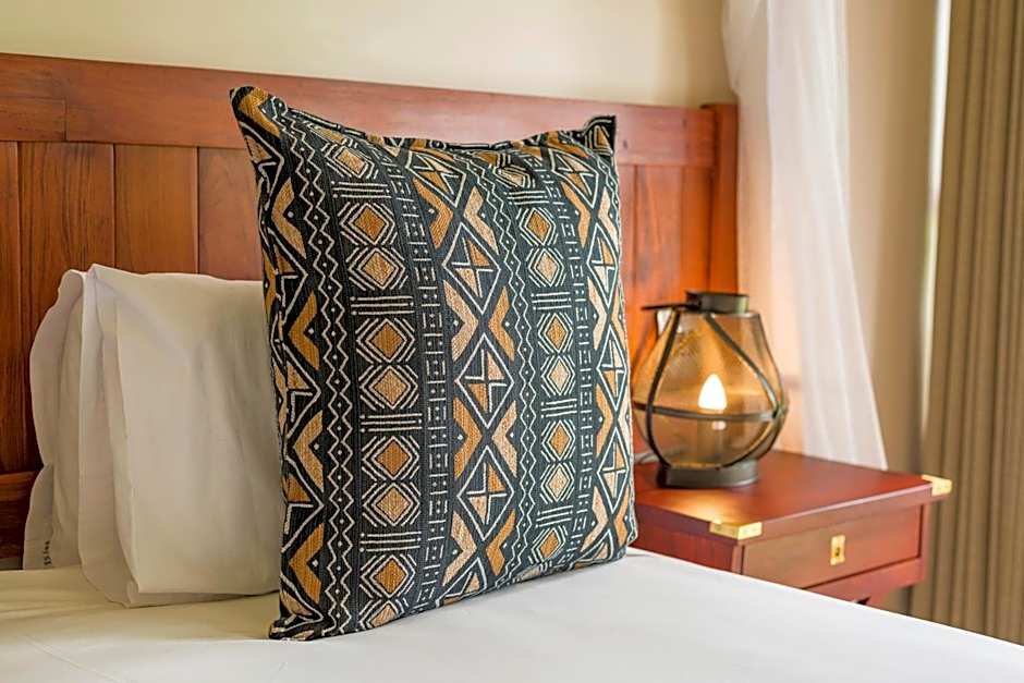 Hwange Safari Lodge