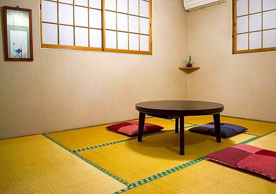 Photo 1 sur 3 de Standard Japanese Style, Annex Building