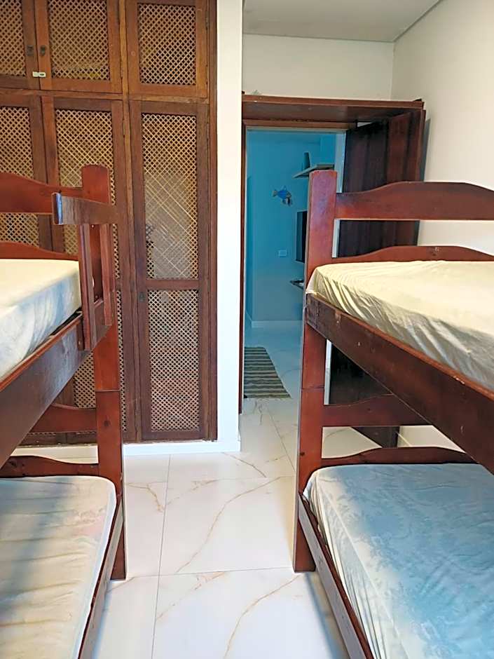 Apto 200m da praia Perequê Açu