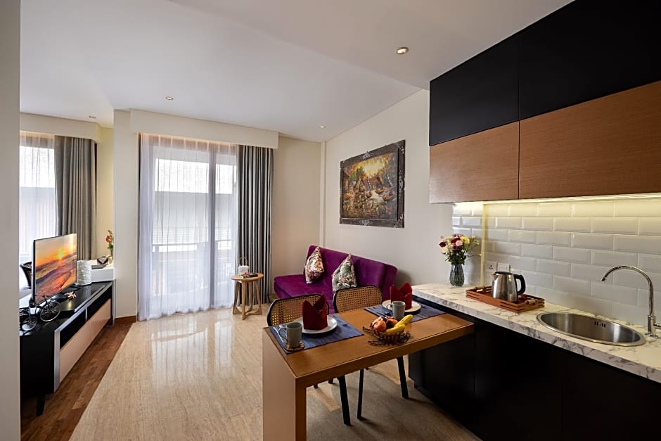 Mokko Suites Batubelig