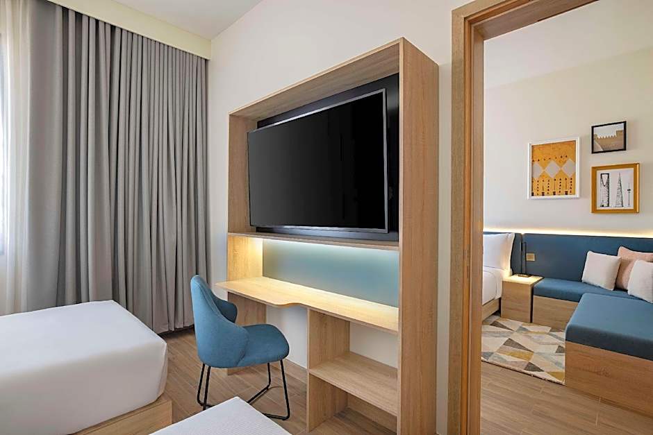 Hampton by Hilton Sharma