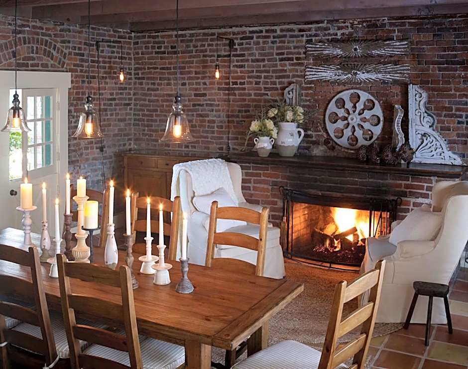 Maison Fleurie, A Four Sisters Inn