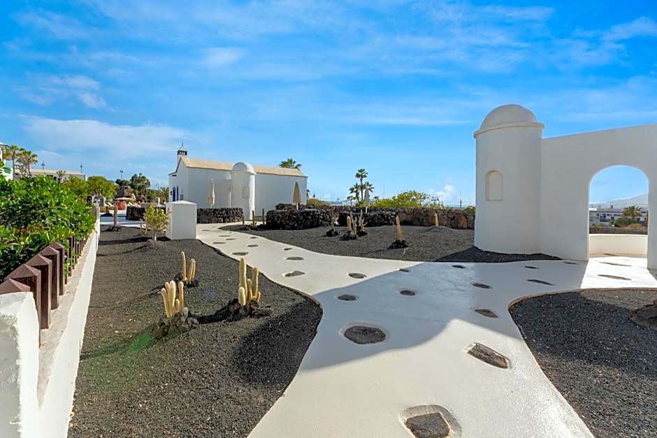 Hotel LIVVO Volcan Lanzarote