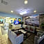 Travelodge by Wyndham Livonia/Canton/Novi Detroit Area