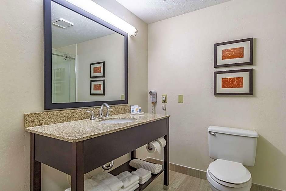 Comfort Inn Independence - Cleveland