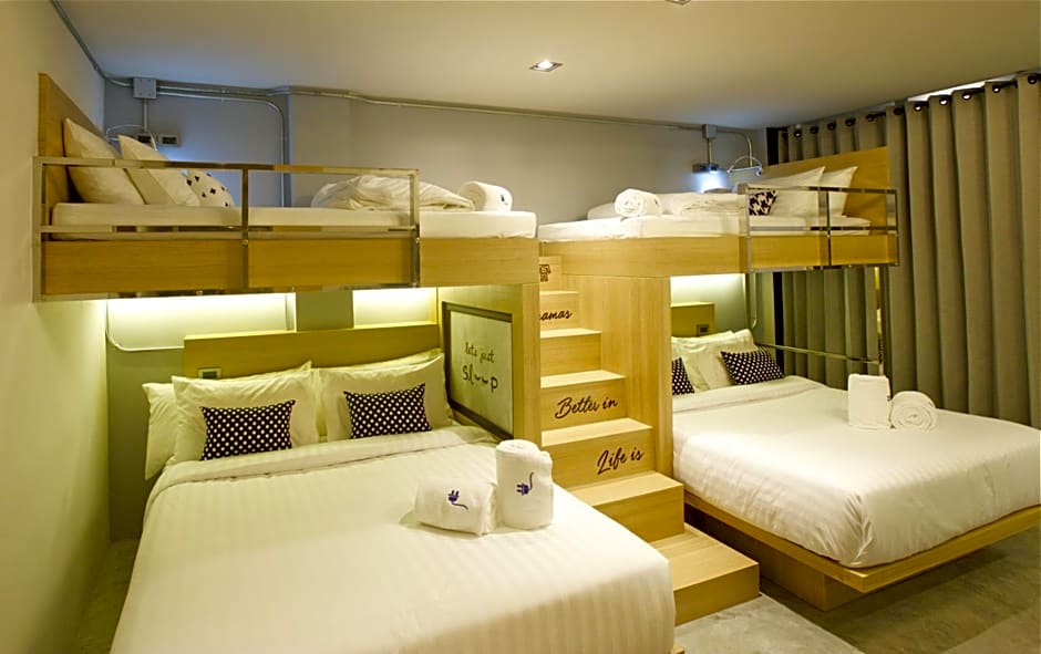 The Plug hotel @ i-Biz Avenue