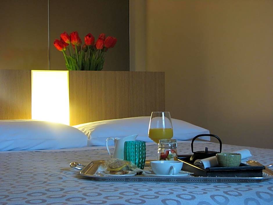 Parizzi Suites & Restaurant