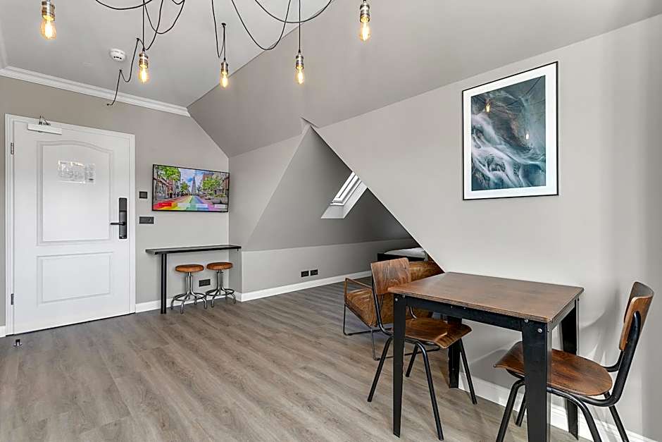 ODDSSON Downtown Hotel