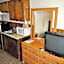 Andrews Motor Inn