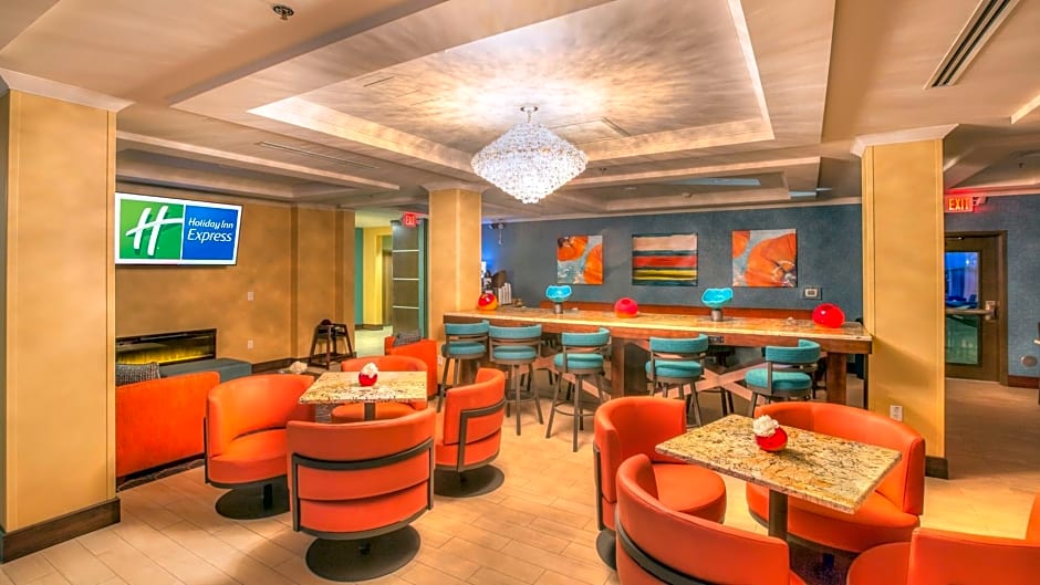 Holiday Inn Express Wichita South By IHG
