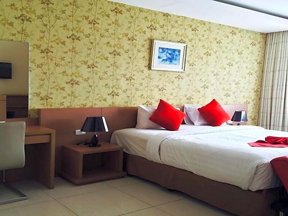 Collection O Pasteur Near Paris Van Java Mall Formerly Sweet Karina