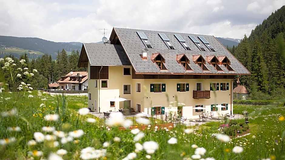 Natura Boutique Chalet Wellness SPA