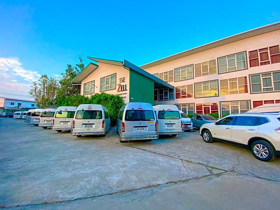 The Zell Budget Hotel Buriam
