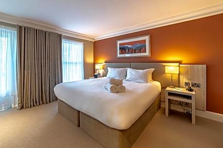 Access Room (Not Pet Friendly)