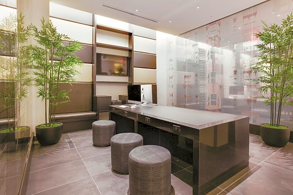 The Hotel @ Fifth Avenue