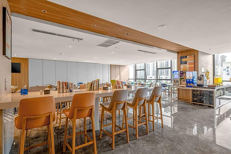 Holiday Inn Express Kunming Panlong By IHG