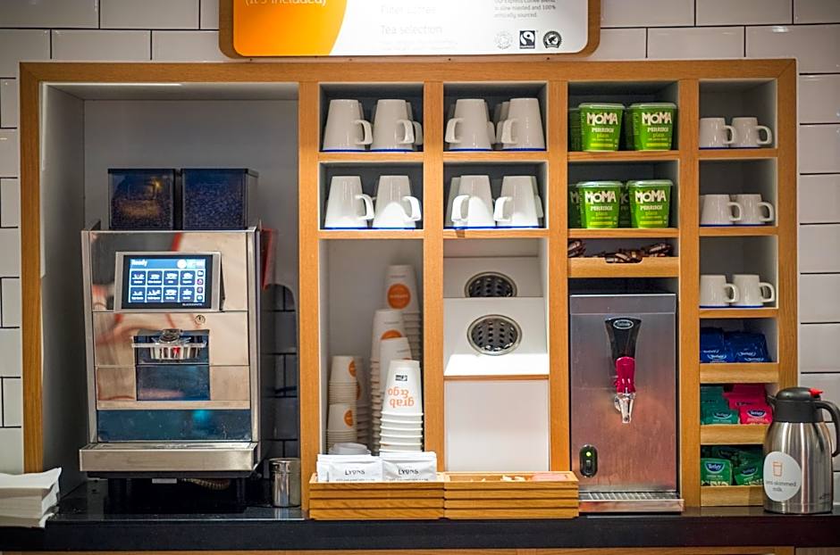 Holiday Inn Express Stockport By IHG