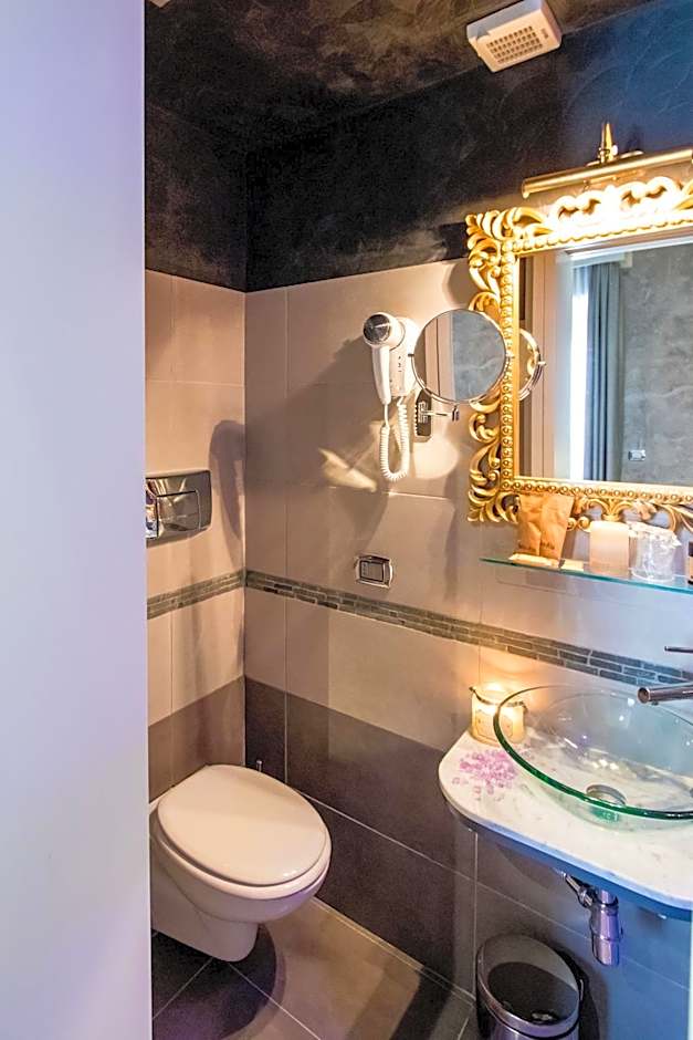Vaticano Julia Guest House