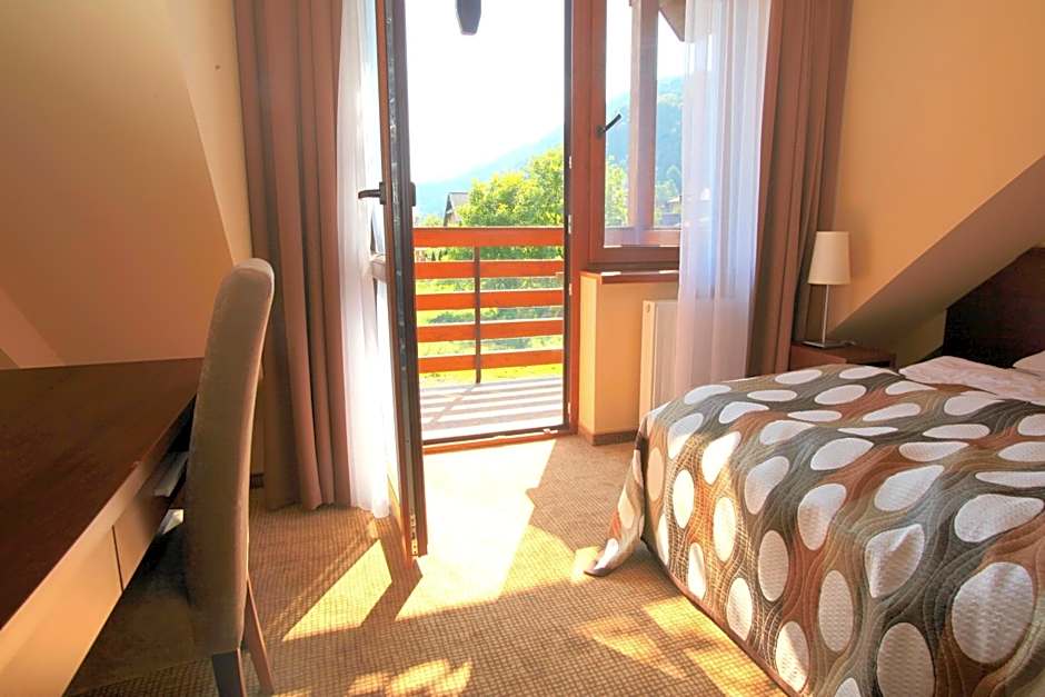 Pensjonat Crosna SPA