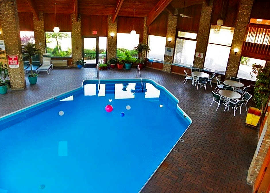 Royalton Inn & Suites Upper Sandusky