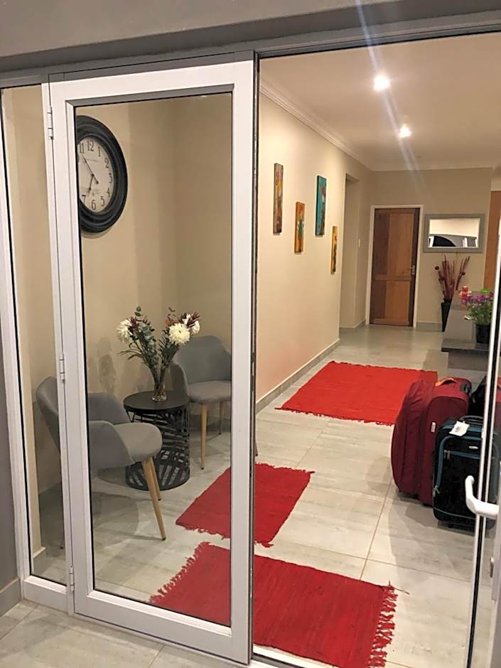 8 on Acacia Guesthouse