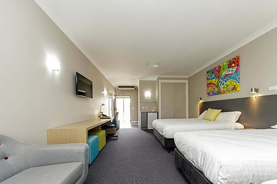 Club Cowra Motel