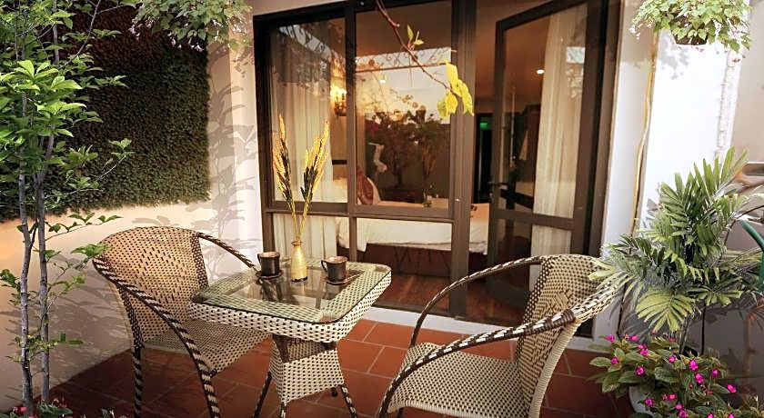 Golden Sail Hotel & Spa