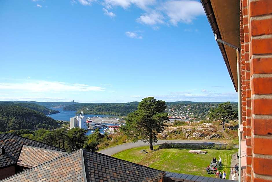 Fredriksten Hotell