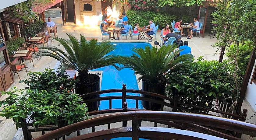 Hotel Karyatit Kaleici