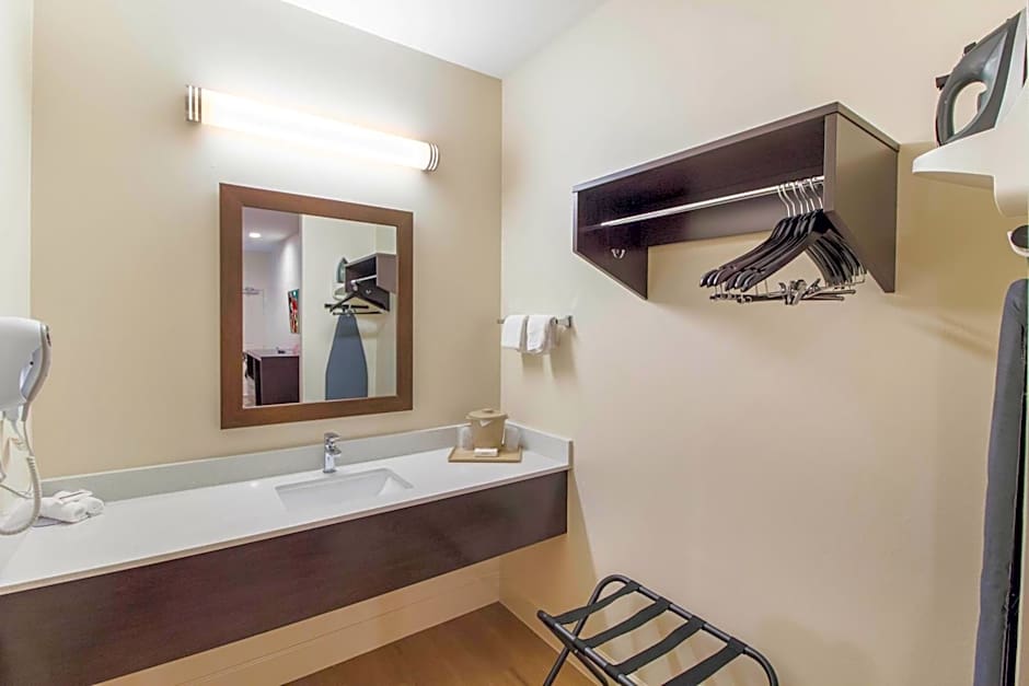 Red Roof Inn Houston - Willowbrook