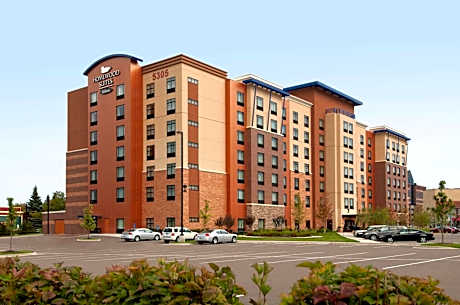 Homewood Suites by Hilton Minneapolis-StLouis Park at West