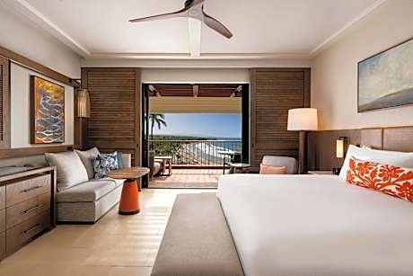 Ocean Front Deluxe Room