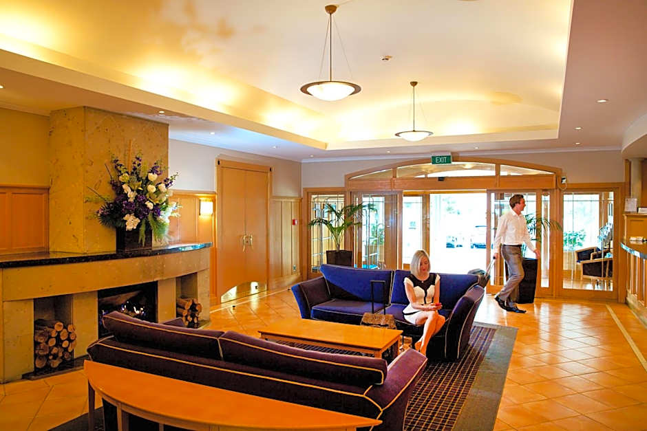 Brentwood Hotel