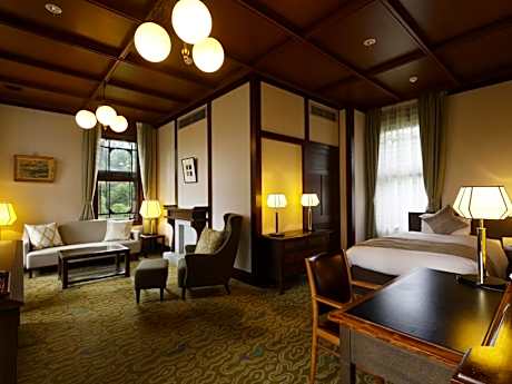 Premium Panorama Corner Room - Main Building