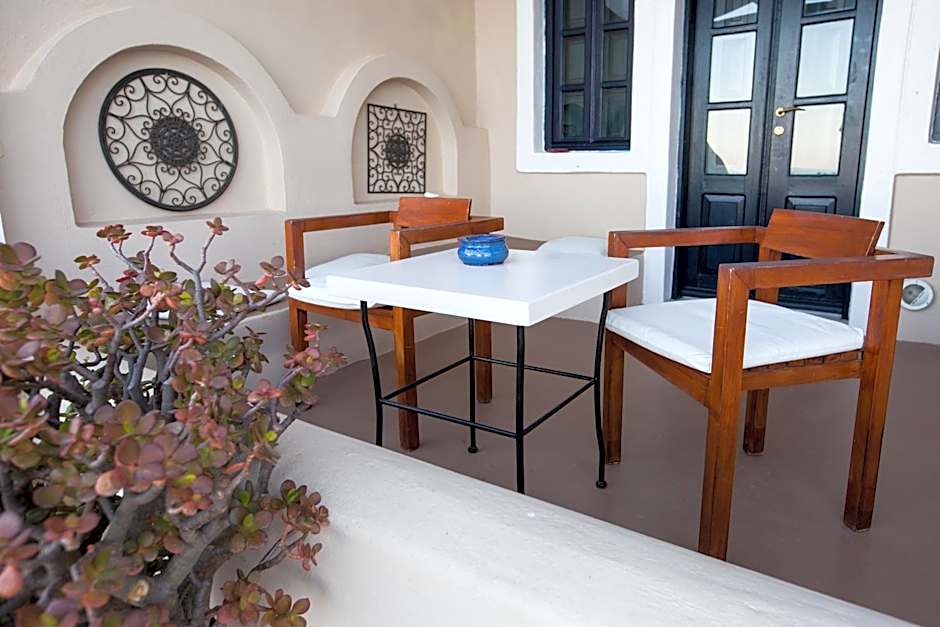 Afroessa Hotel by Caldera Houses