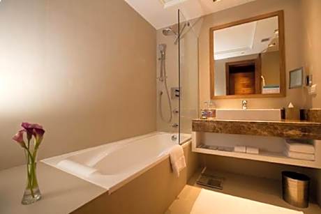 Junior Suite King (Smoking)