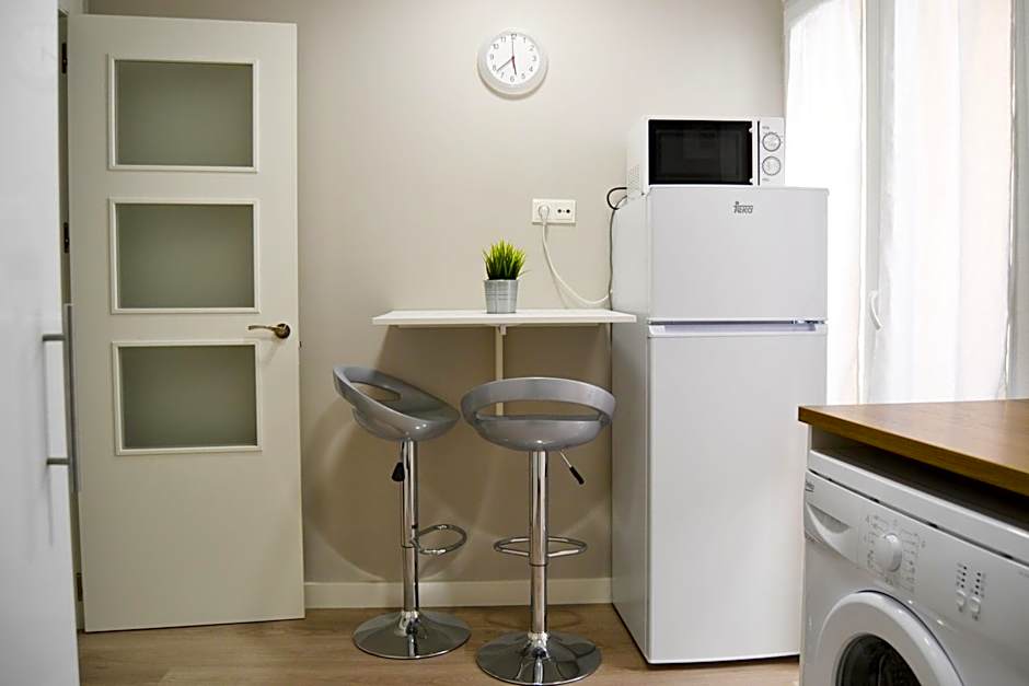 Apartamentos GO - Leopoldo Cano Center