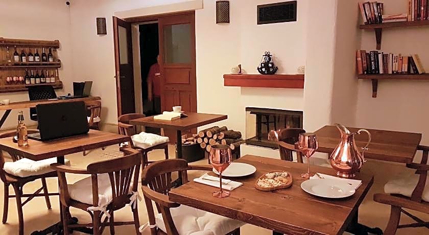 Rebetiko Hotel                                                             