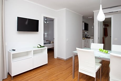 Apartment superior two bedrooms (4 adults or 4 adults & 1 child)