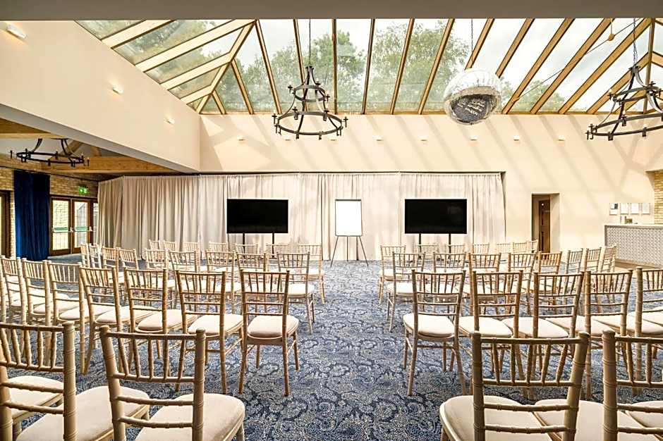 voco Lythe Hill Hotel Spa By IHG