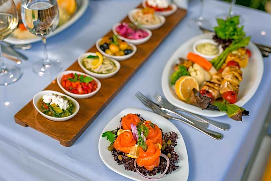 Royal Holiday Palace