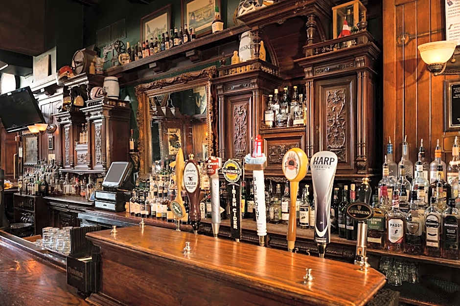 Phoenix Park Hotel