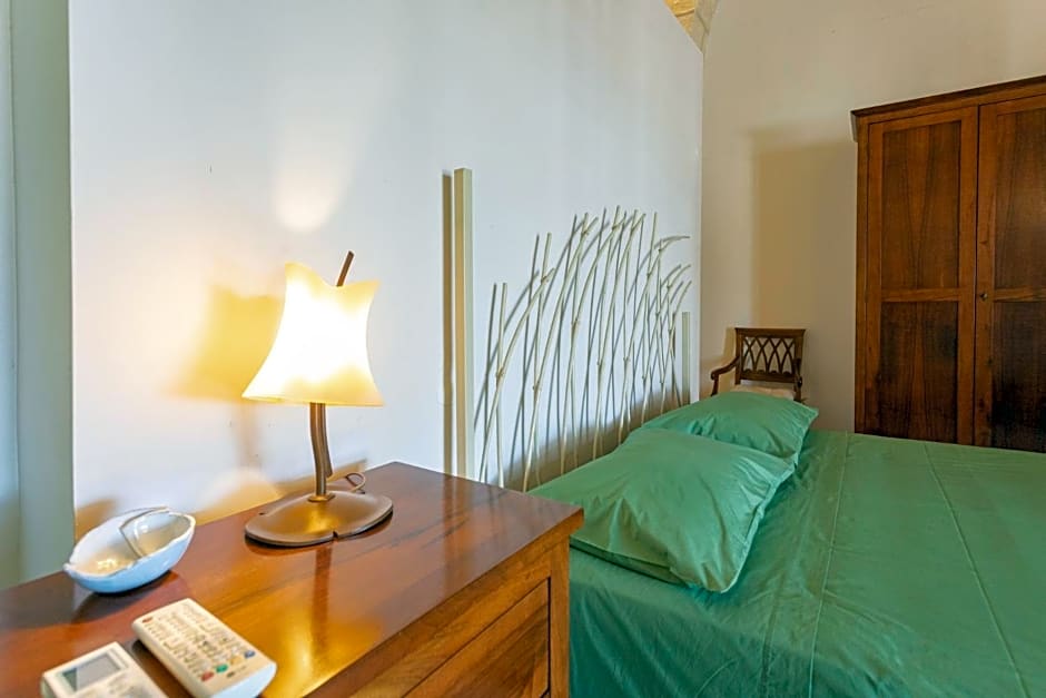 Masseria Torre Sant'Andrea (Antica Masseria Malapezza)