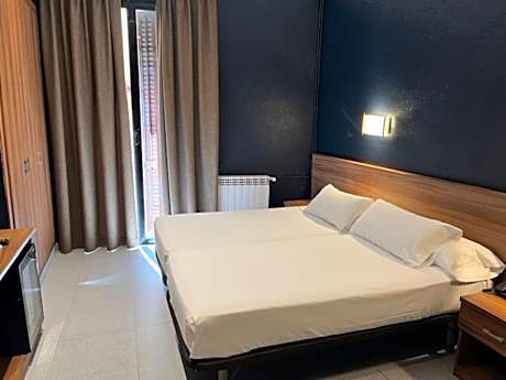 Twin Room with Balcony