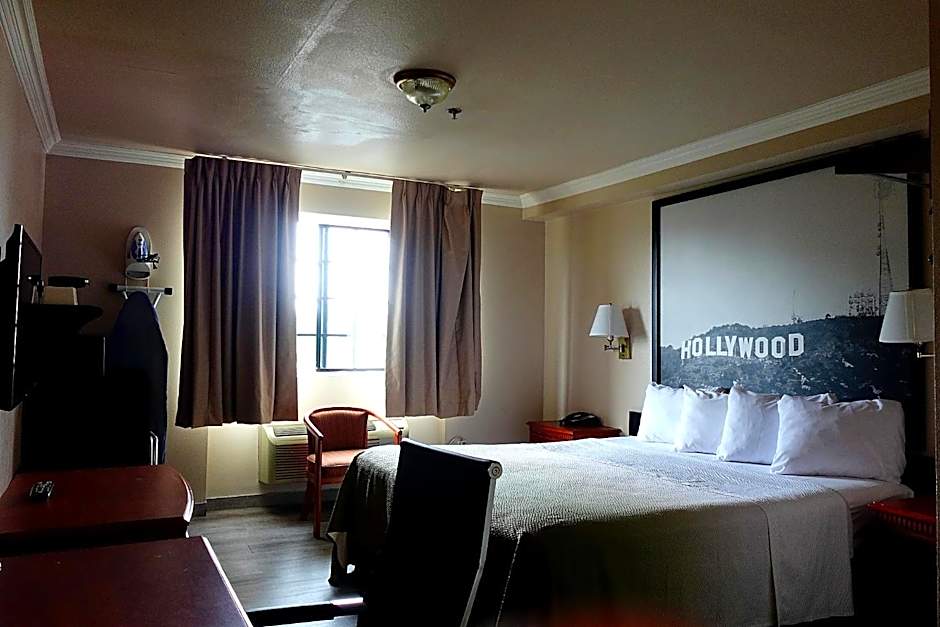 The Onyx Hotel Hollywood