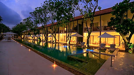 Pandanus Beach Resort & Spa