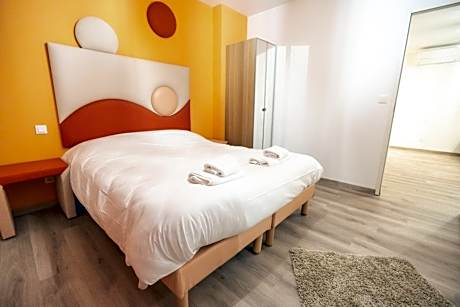 Standard Family Room