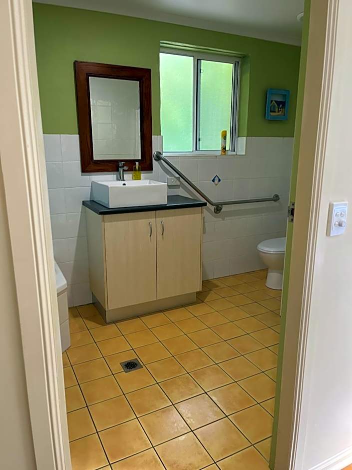 Safety Beach Bungalows