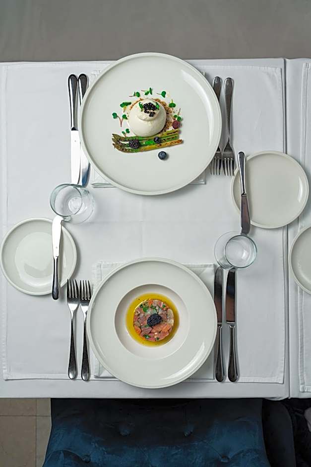 Hotel California by Aycon