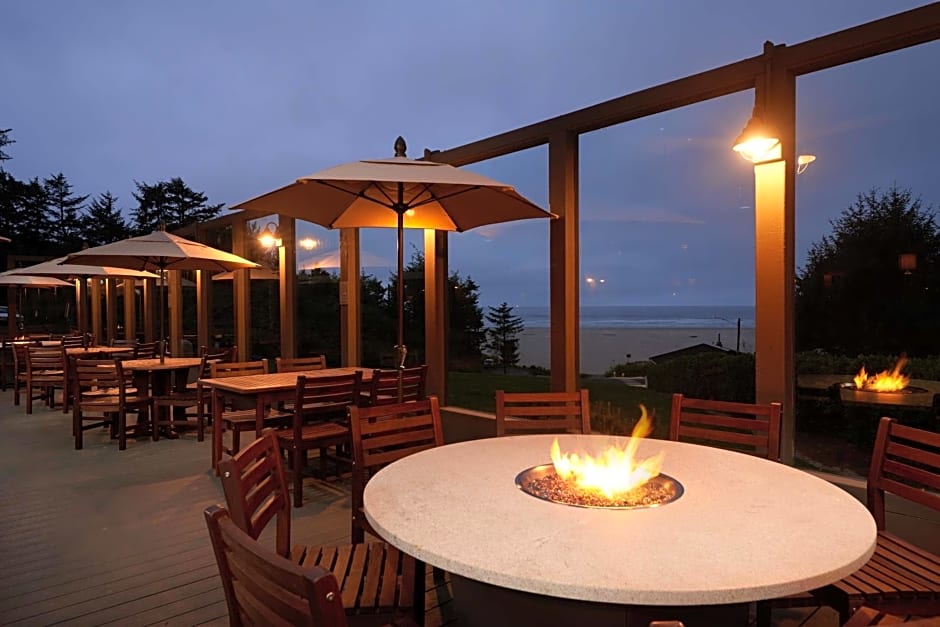 Best Western Plus Agate Beach Inn